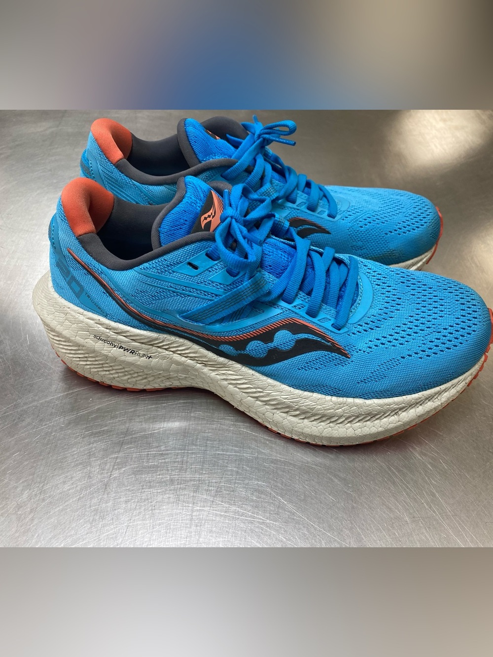 Saucony Triumph 20 Women's Athletic Running Shoes in Blue w/Coral Accents Size 8 - Picture 1 of 5